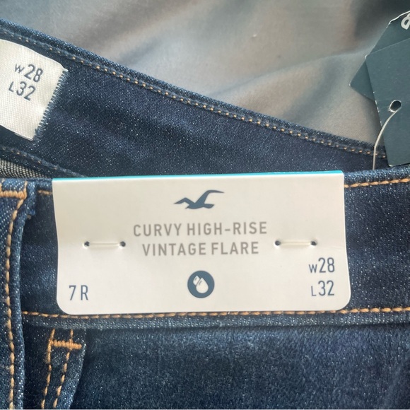 NWT Women’s Curvy High-Rise Vintage Flare Jeans - Picture 4 of 11